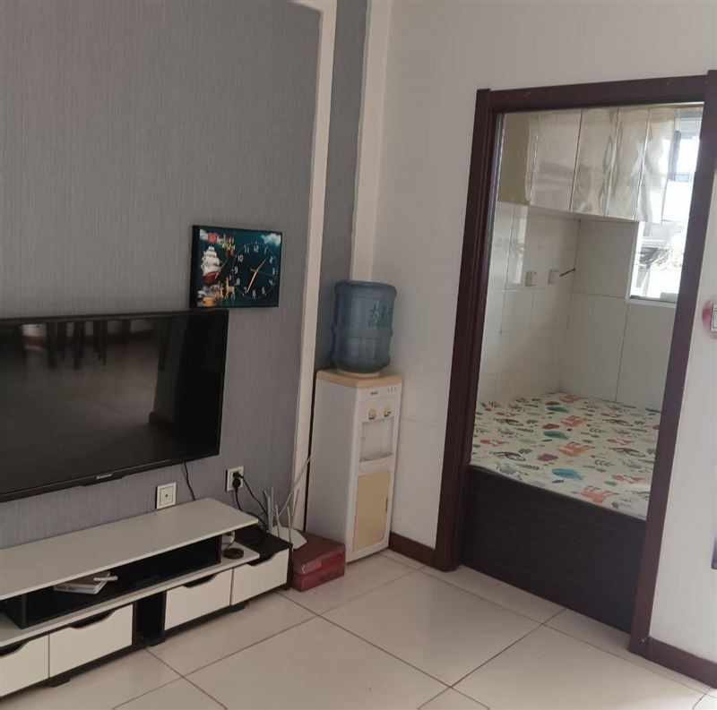 三樓出租 聯(lián)系電話(huà)13945591704